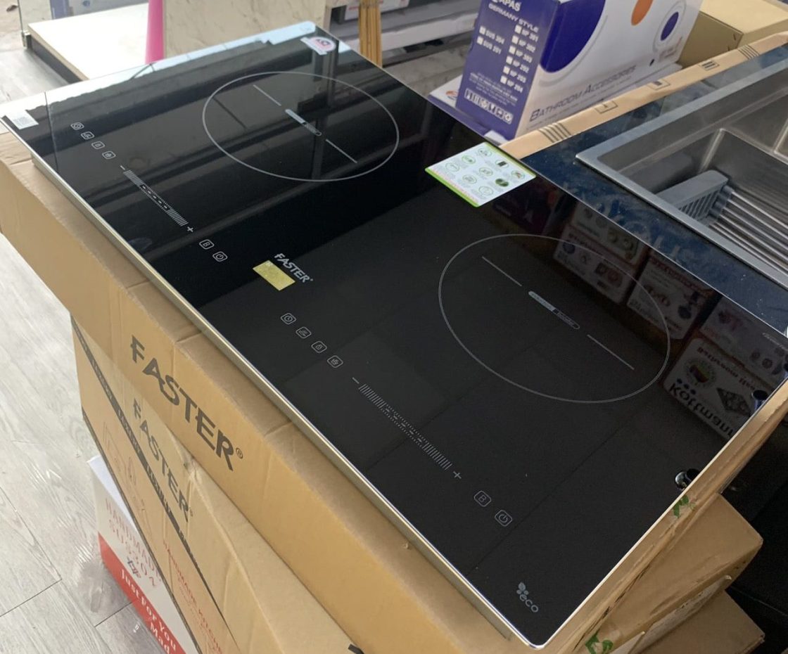 Bếp từ Faster FS 822I  Sôi lăn tăn