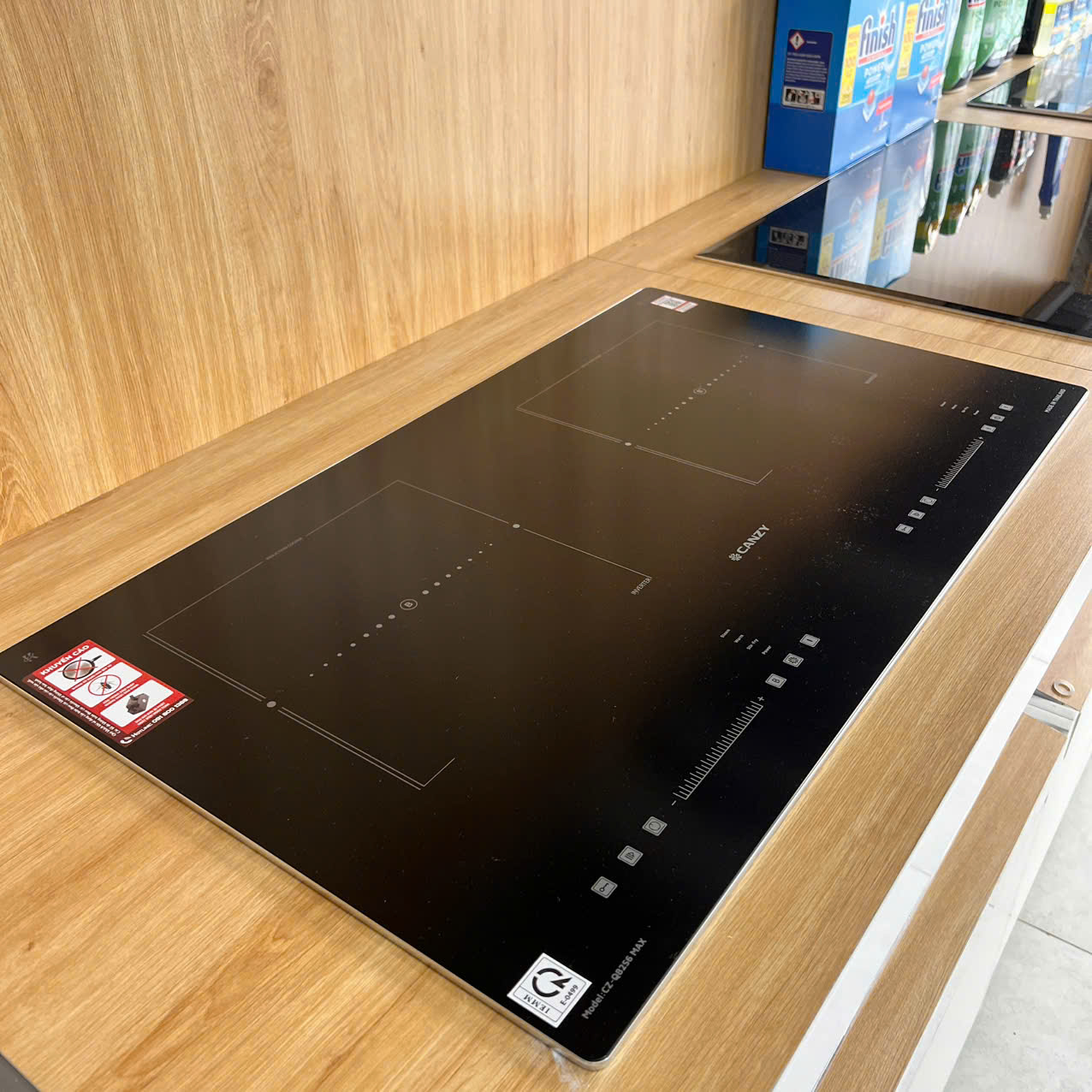 Bếp từ Canzy Cz Q82S6Max